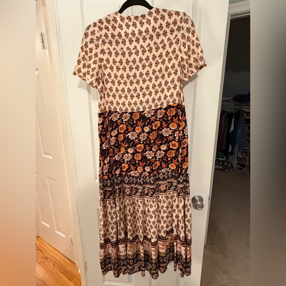 Bohemian Floral Maxi Dress in Cream and Black - Picture 4 of 7